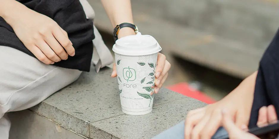 Cafe Ramah Lingkungan Fore Coffee