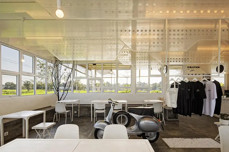 Cafe Ramah Lingkungan Stuja Coffee