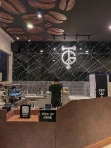 Interior minimalis Agatha Koffie coffee shop WFC di Jl. Natuna Bandung
