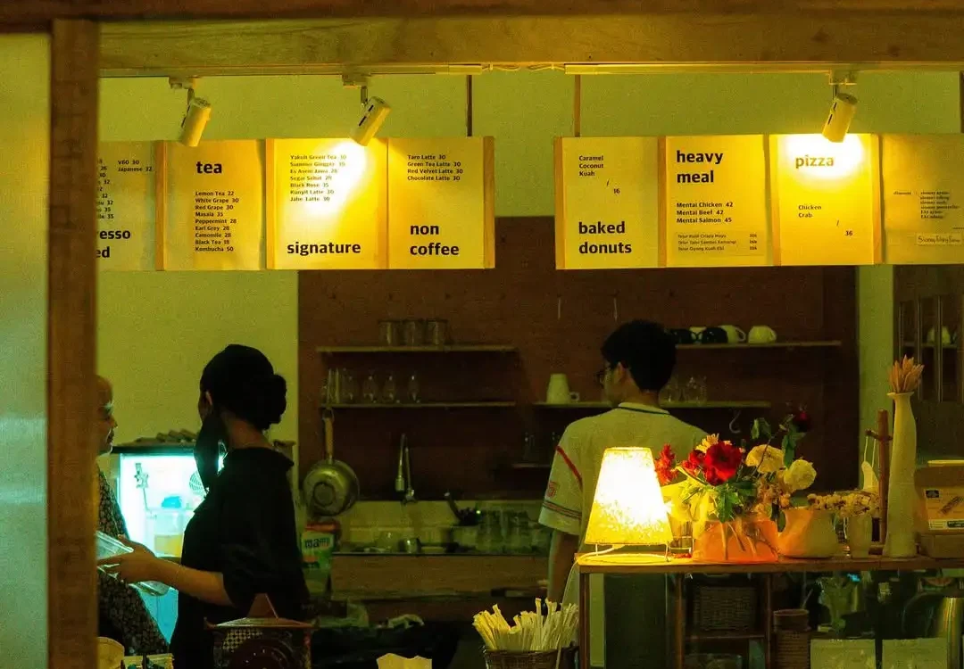 Kyomi Space hidden gem coffee shop dago bandung pet friendly kucing peliharaan bebas main suasana Jepang cozy