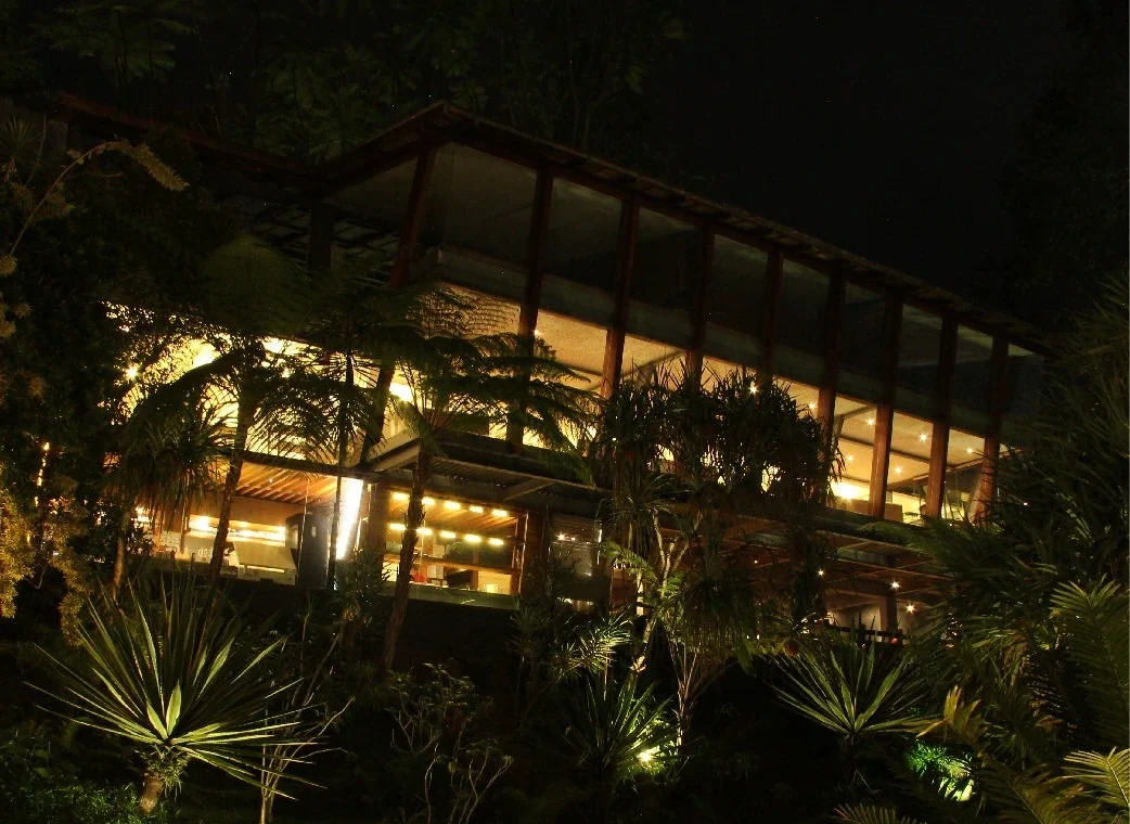 Congo gallery bandung merupakan cafe yang cocok untuk dinner romantis