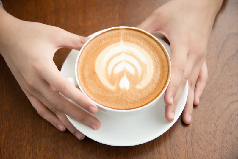 perbedaan latte dan cappucino