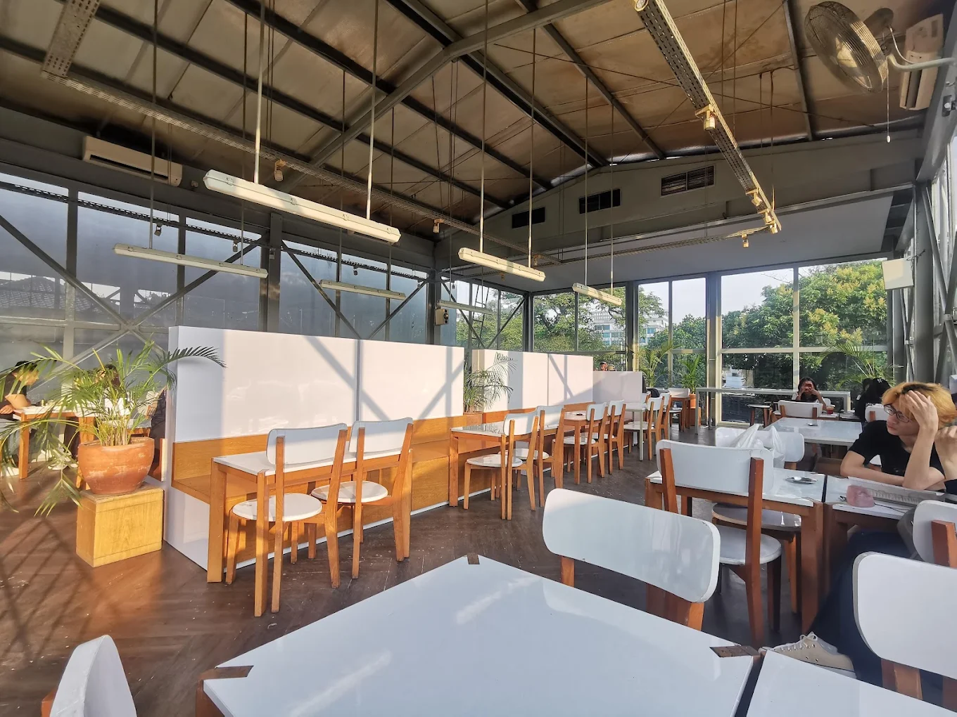 cafe untuk kerja